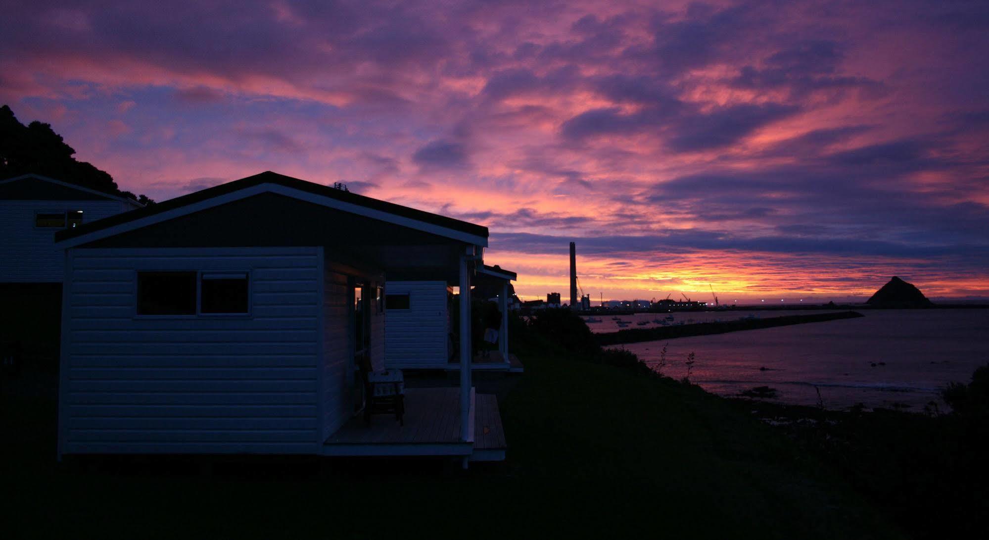 Belt Road Seaside Holiday Park Hotel New Plymouth Exterior photo